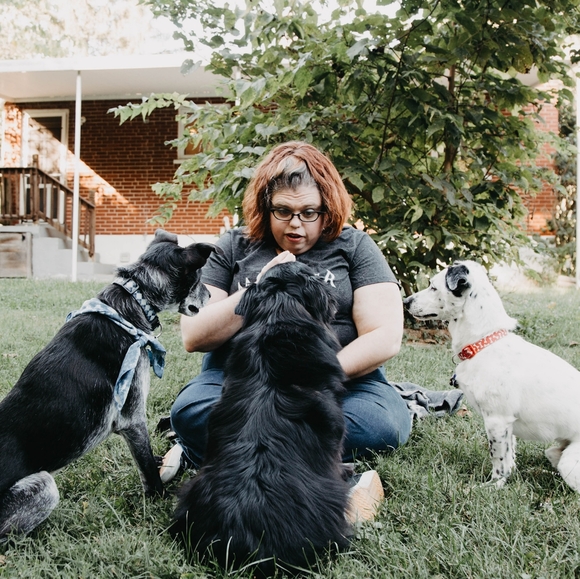 Meet your Posher - Picture 3 of 7